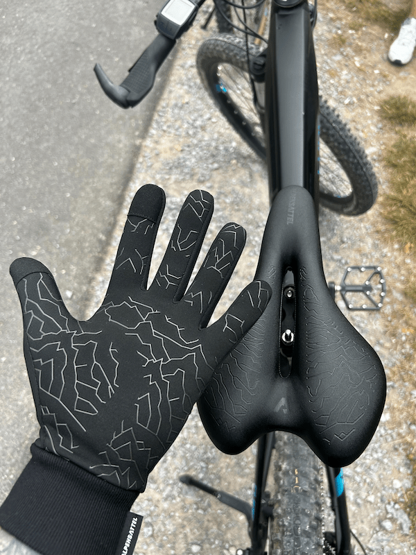 Winterhandschuhe im Vergleich: Alpensattel Premium Thermo vs. PolarTherm - alpenbestsattel.com